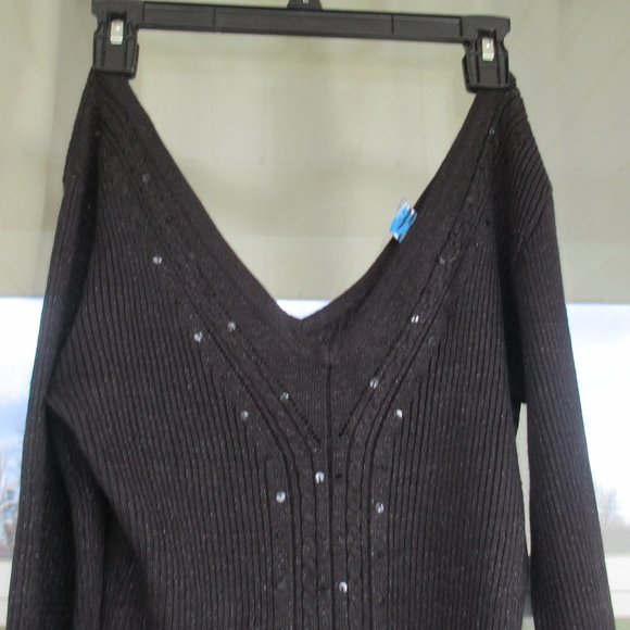 🤠💜$5ifbundle3 shimmery sequin accents top - Picture 4 of 10